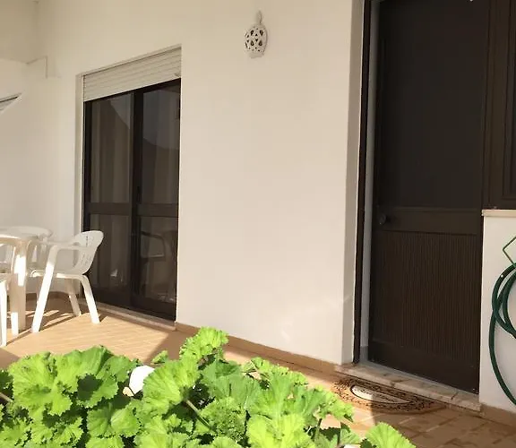 Fully Renovated Apartamento Albufeira